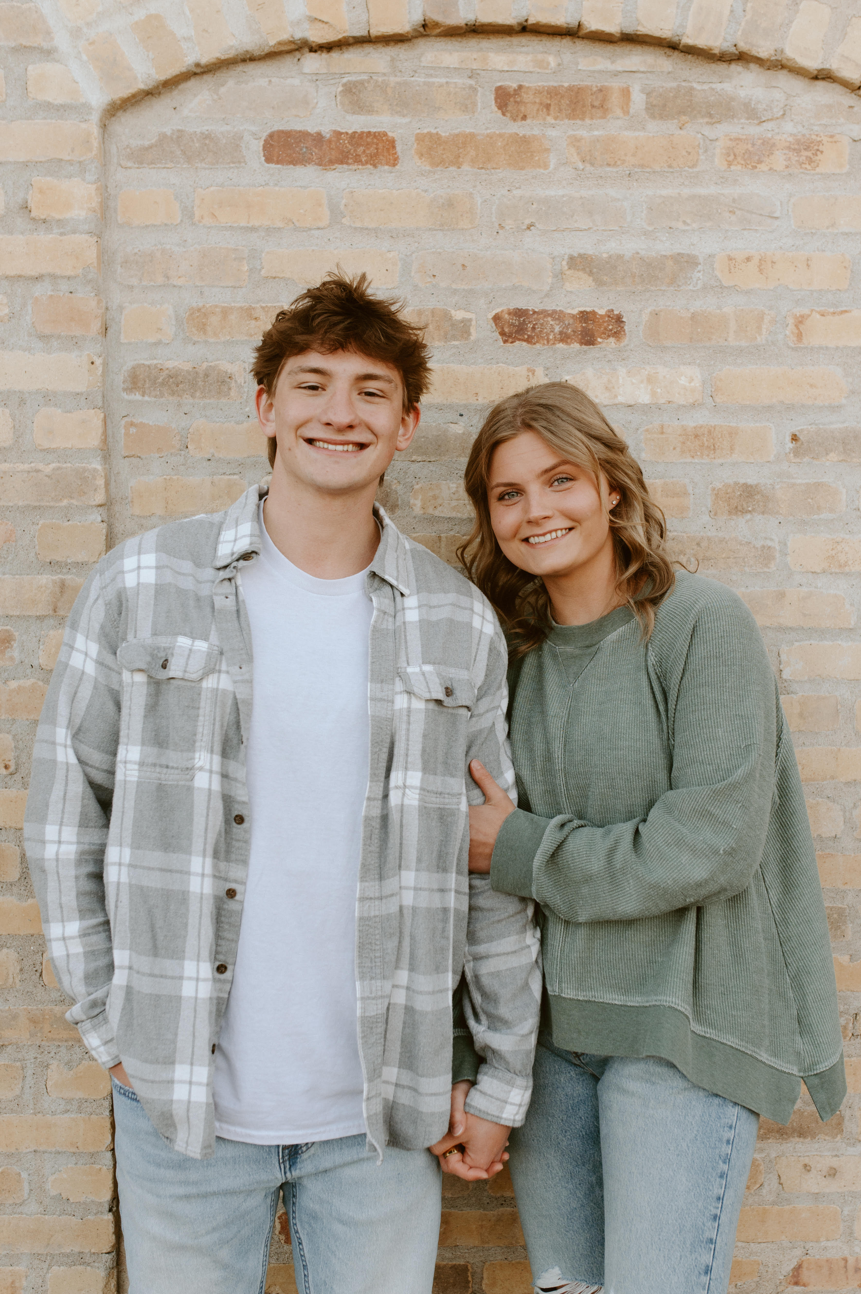 Jacob and Lindsay, the husband-and-wife team behind Organically Clean